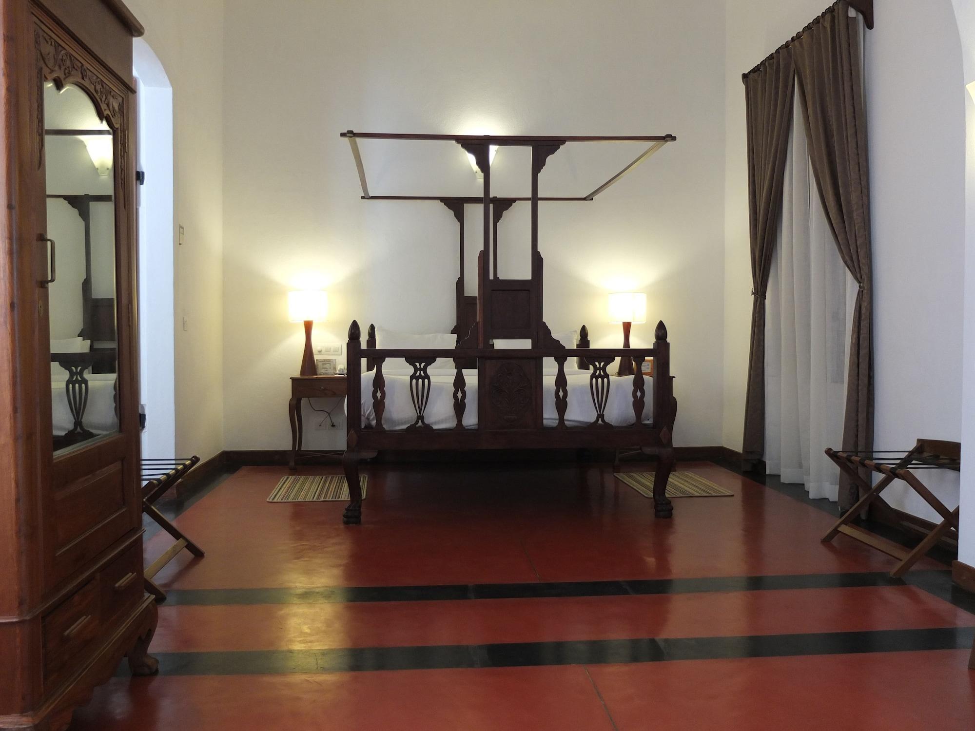 Palais De Mahe - A Cgh Earth Experience Hotel Pondicherry Bagian luar foto