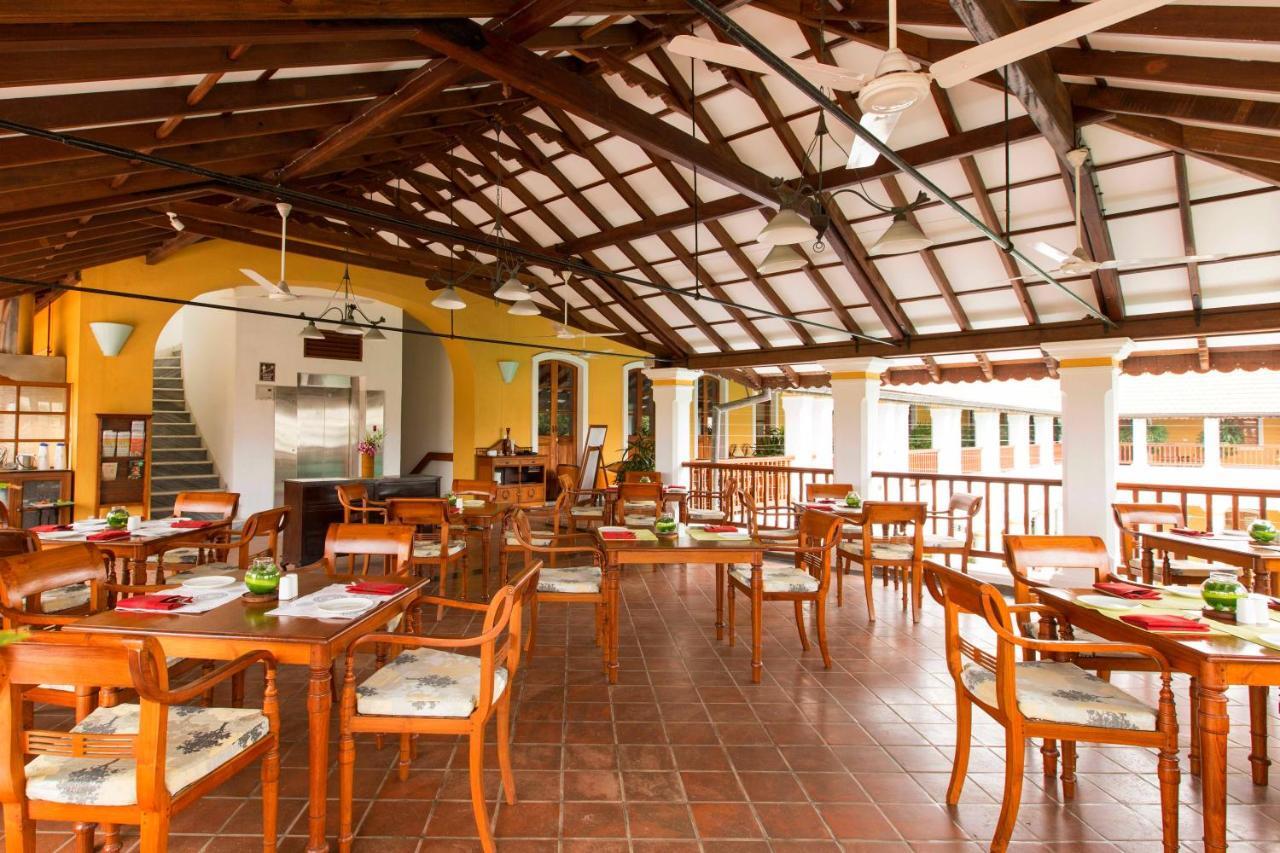 Palais De Mahe - A Cgh Earth Experience Hotel Pondicherry Bagian luar foto